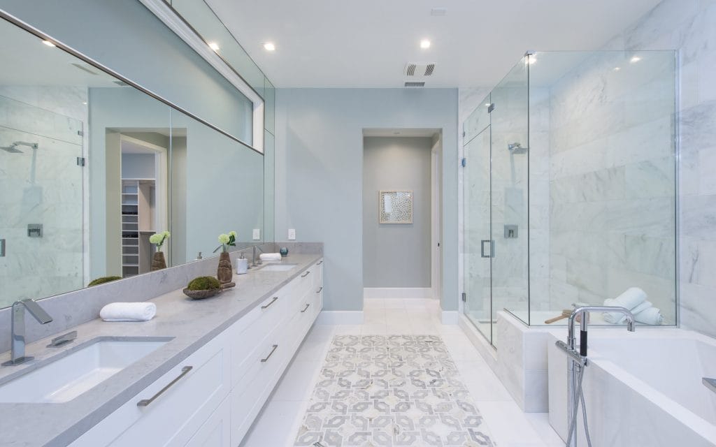 Transitional bathroom tile trends 2026 by DECORILLA designer, Wendy H. 
