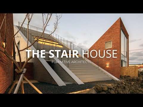 Living in Motion | The Stair House