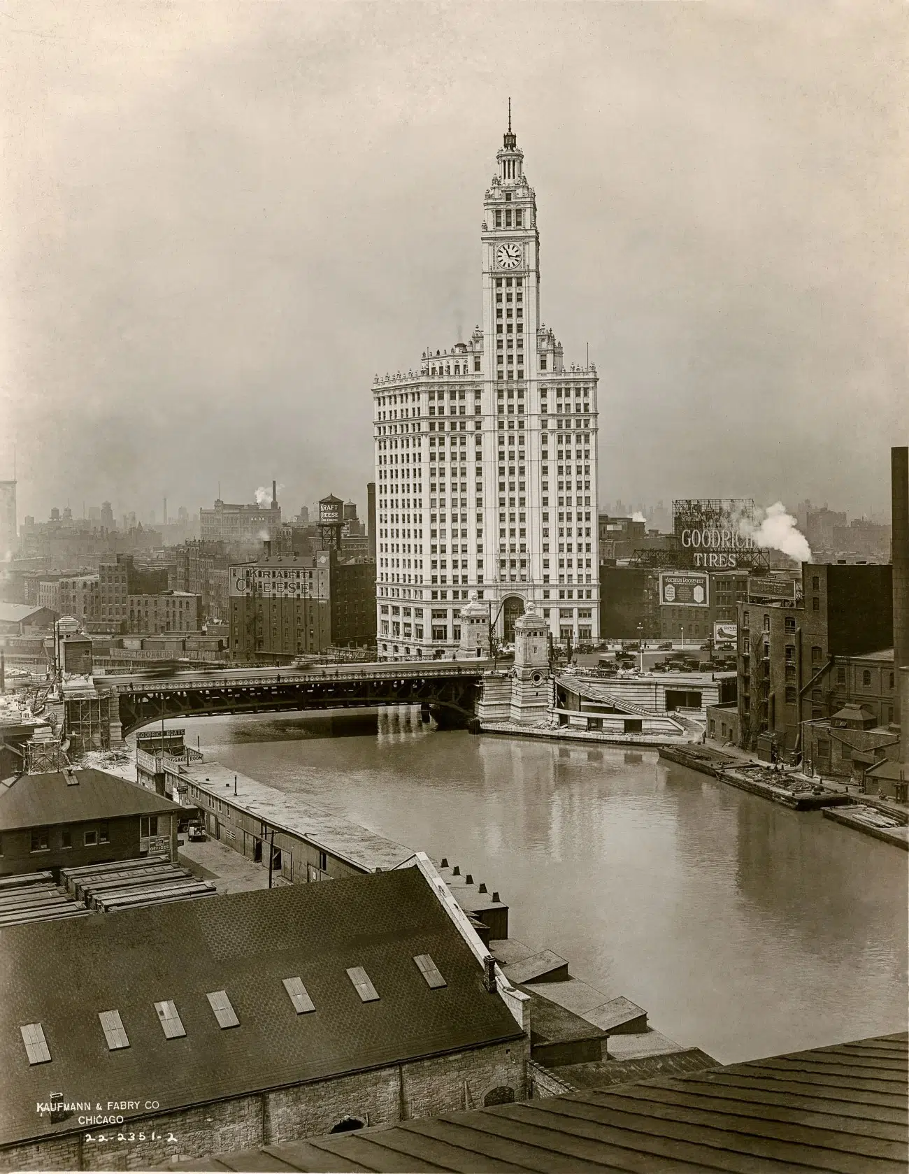 Historical photo of the Wrigley Building