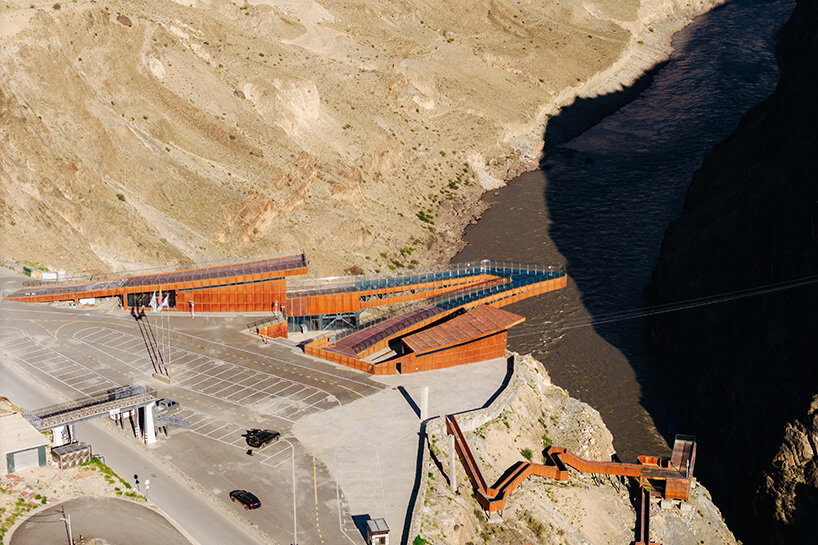 cantilevered glass walkway by archermit hovers 130 meters over tibet's canyon