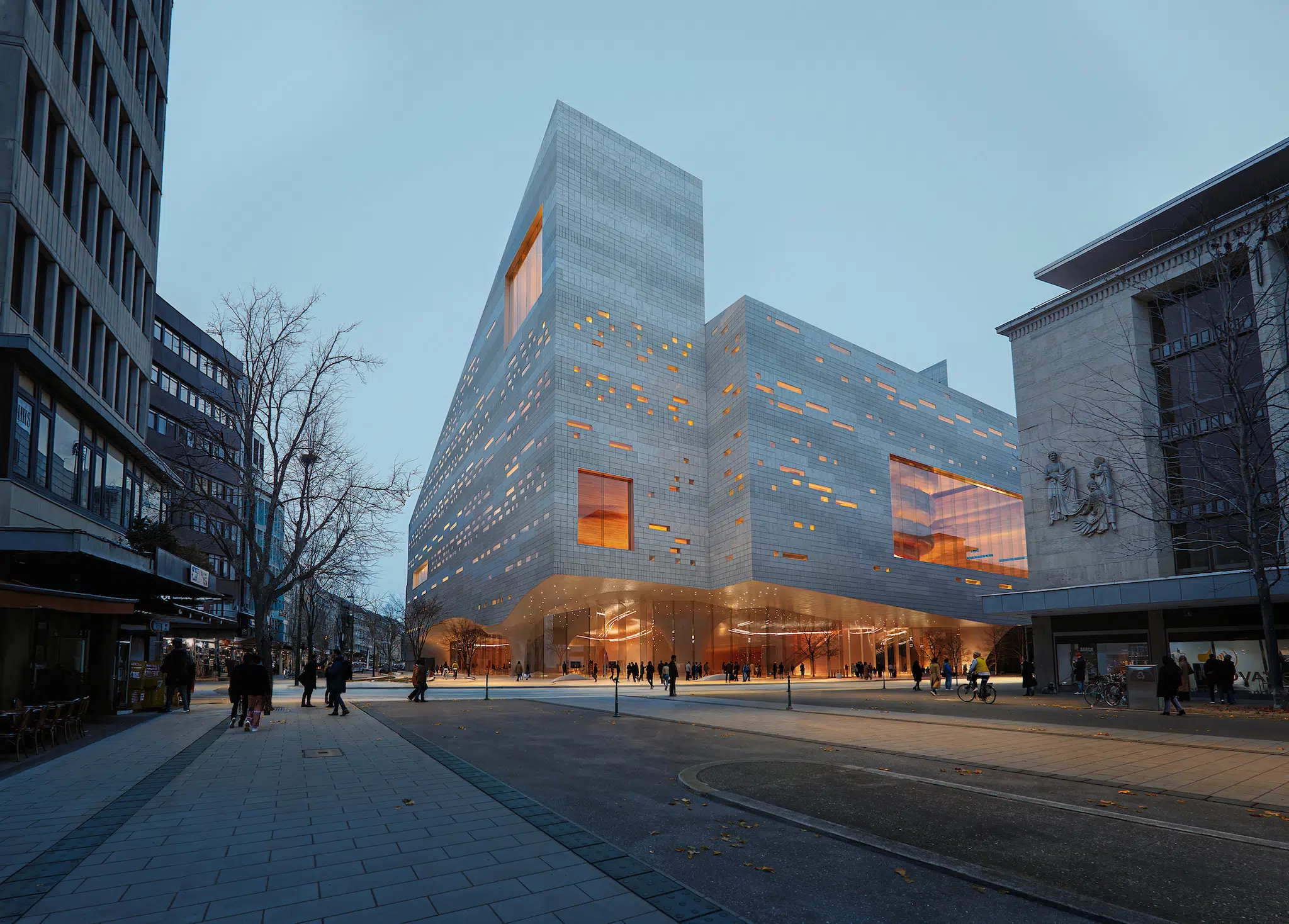 Exterior shot of the D&uuml;sseldorf Opera House, designed by Sn&oslash;hetta