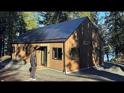 Inside the West Coast Prefab Home Providing the Ultimate Versatility