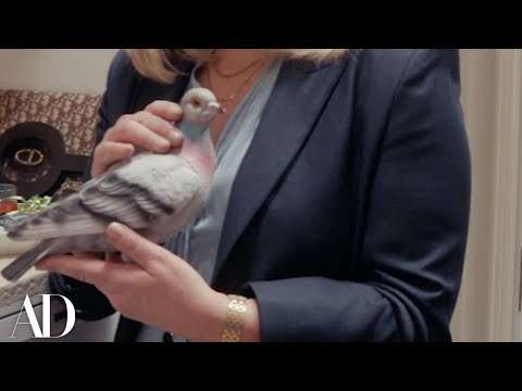 Inside Carrie Bradshaw’s Closet