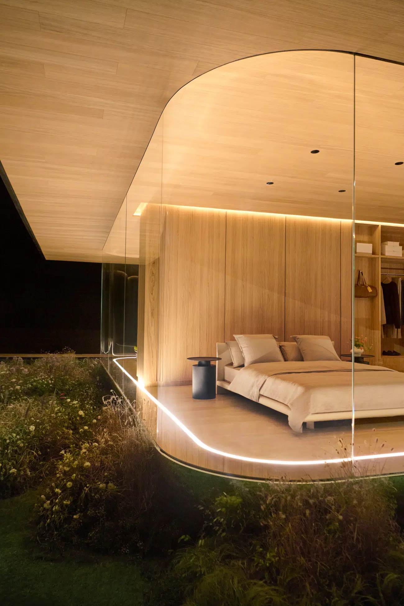 DROPHAUS for Louis Vuitton A/W 2026 Menswear Show