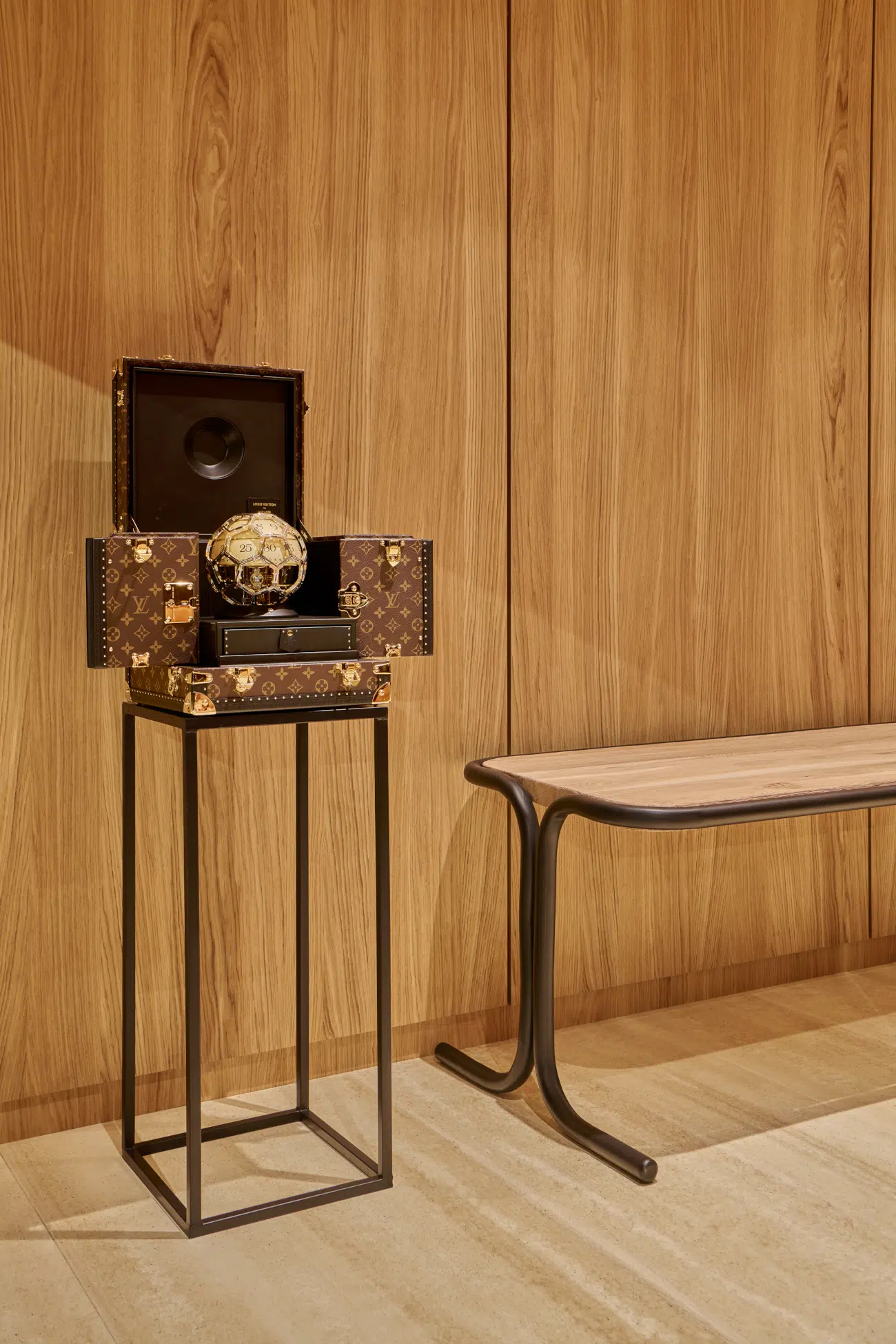 DROPHAUS for Louis Vuitton A/W 2026 Menswear Show