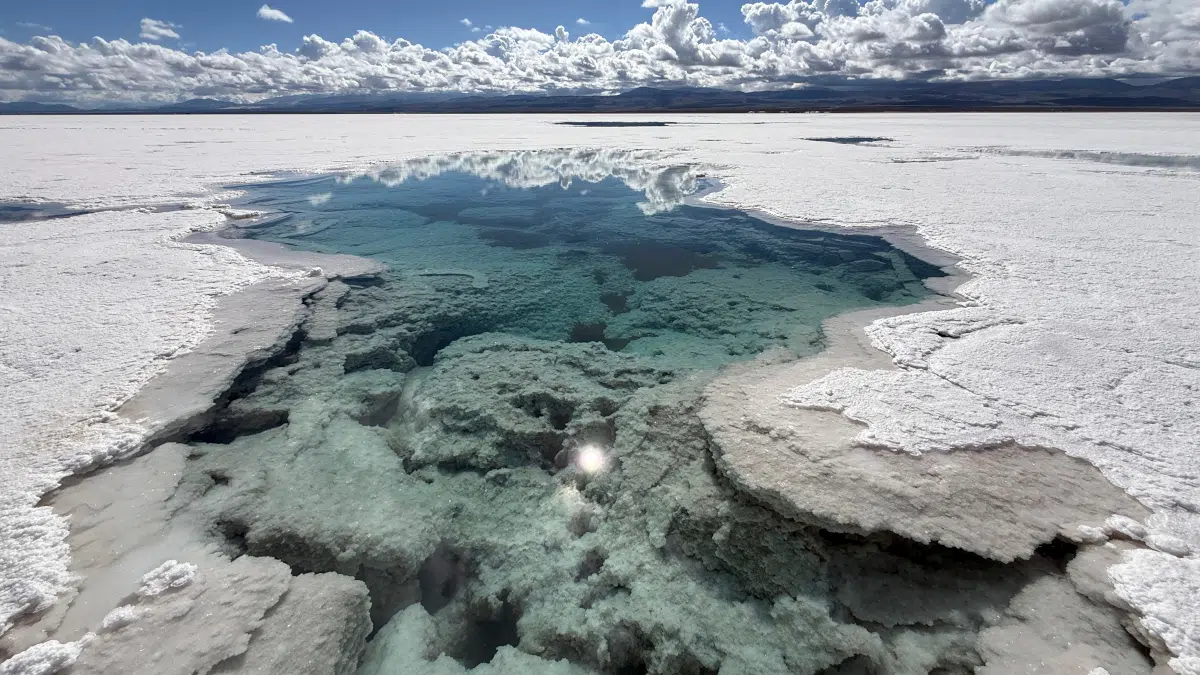 Salinas Grandes, northern Argentina, 2026 &copy; Photography by Studio Tom&aacute;s Saraceno