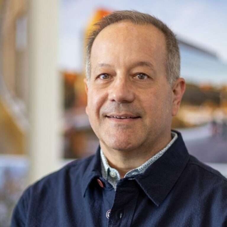 F5: Barry Ginder on a Finn Juhl Chair, Sean Scully, His Son’s Hands + More