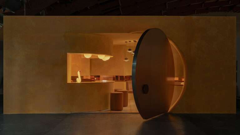 Cateto Club: An Architecture of Afterglow