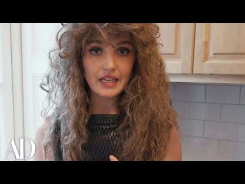 Chloe Fineman Stores Wigs in Her Oven