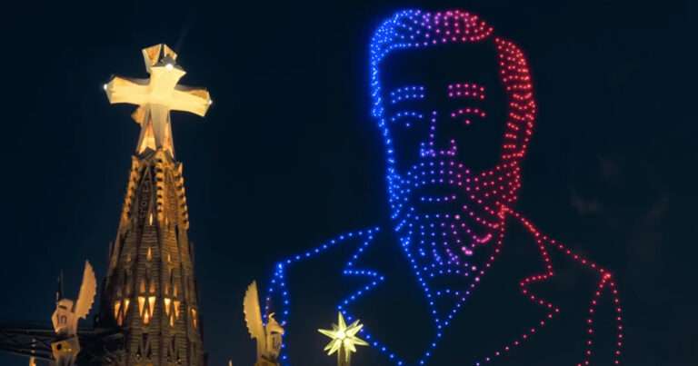 Inauguration for Sagrada Família’s Tallest Tower Dazzles With Touching Light Show Depicting Gaudí