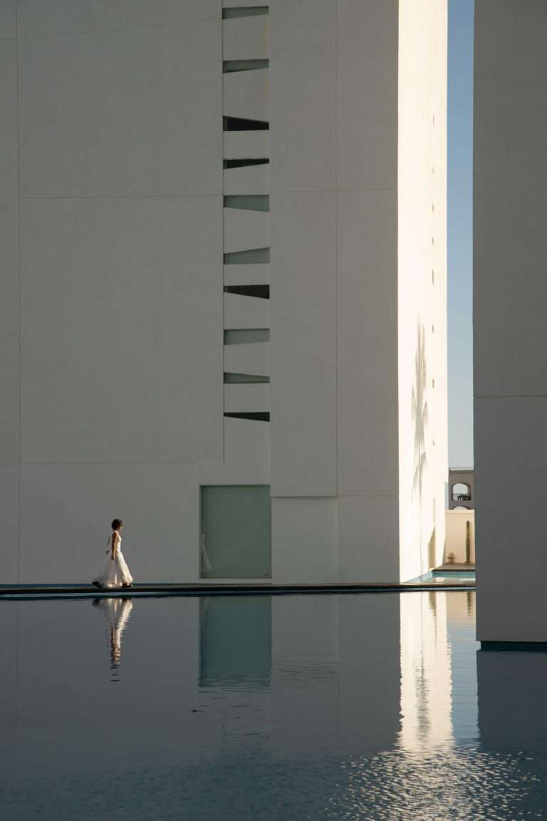 Viceroy Los Cabos Emerges as a Series of Floating Monoliths