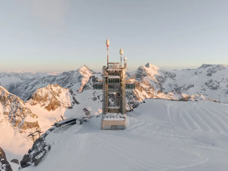 Architects Transform an Industrial Antenna Tower in the Swiss Alps Into a Place for Après Ski