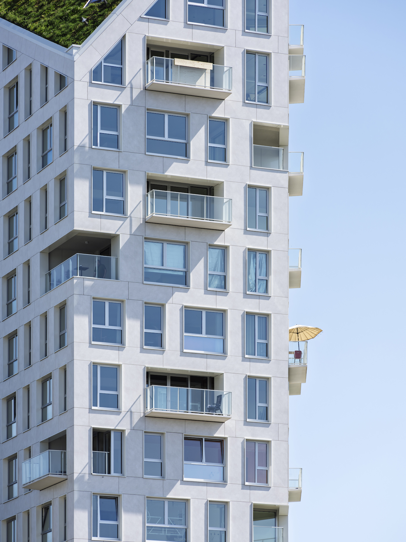MVRDV’s Mountain-Like Housing Complex Brings 237 New Homes to the Netherlands