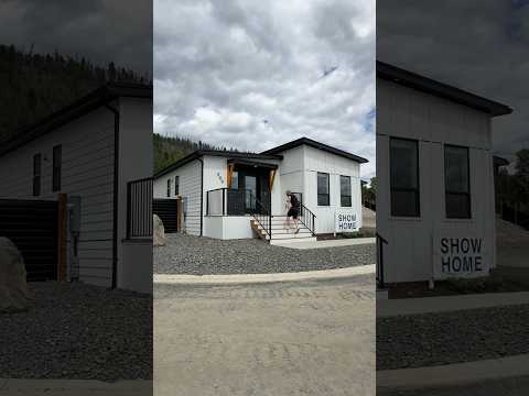 Touring a 1,500 sq ft Prefab Home with a Roof Deck! #hometour