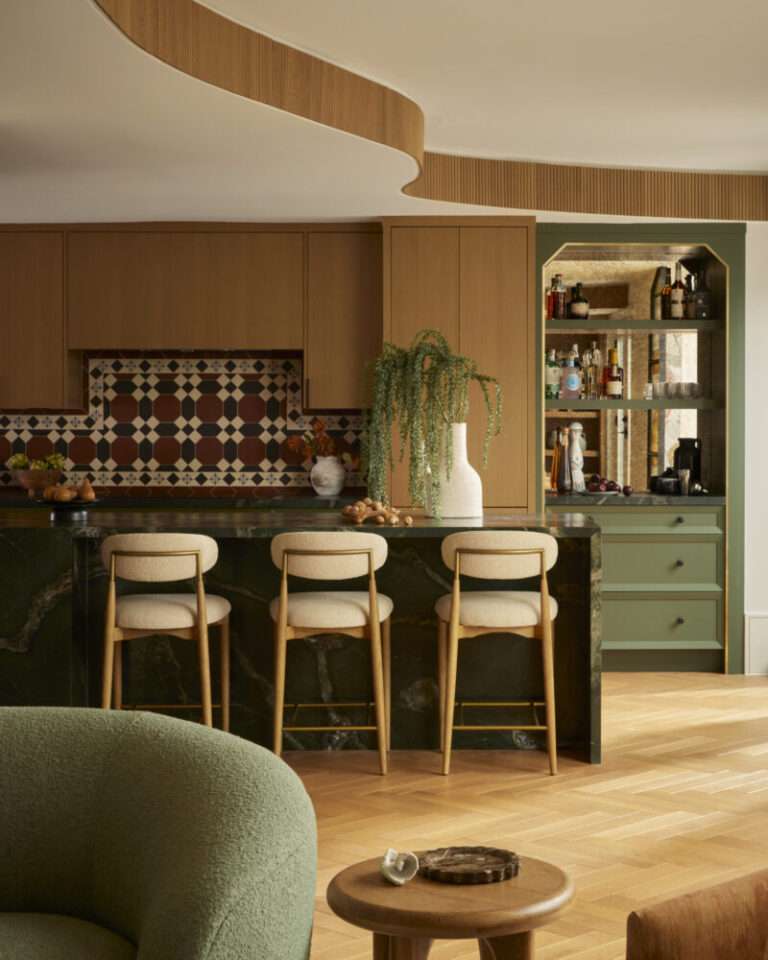 A Toronto Penthouse Finds New Life by Celebrating Its 1980s Roots