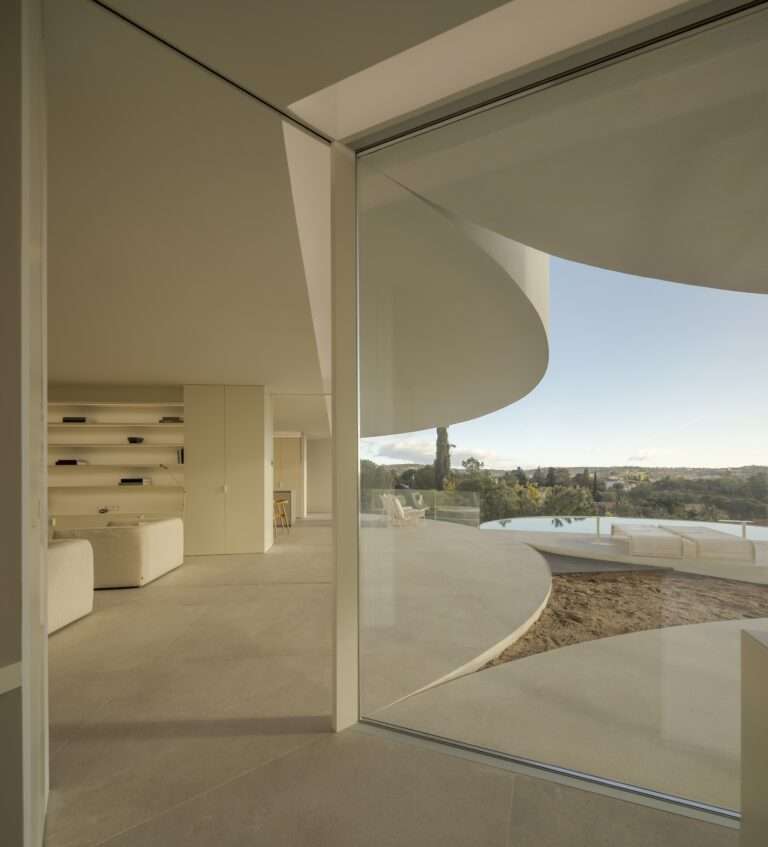 Leibal — House in Las Rozas